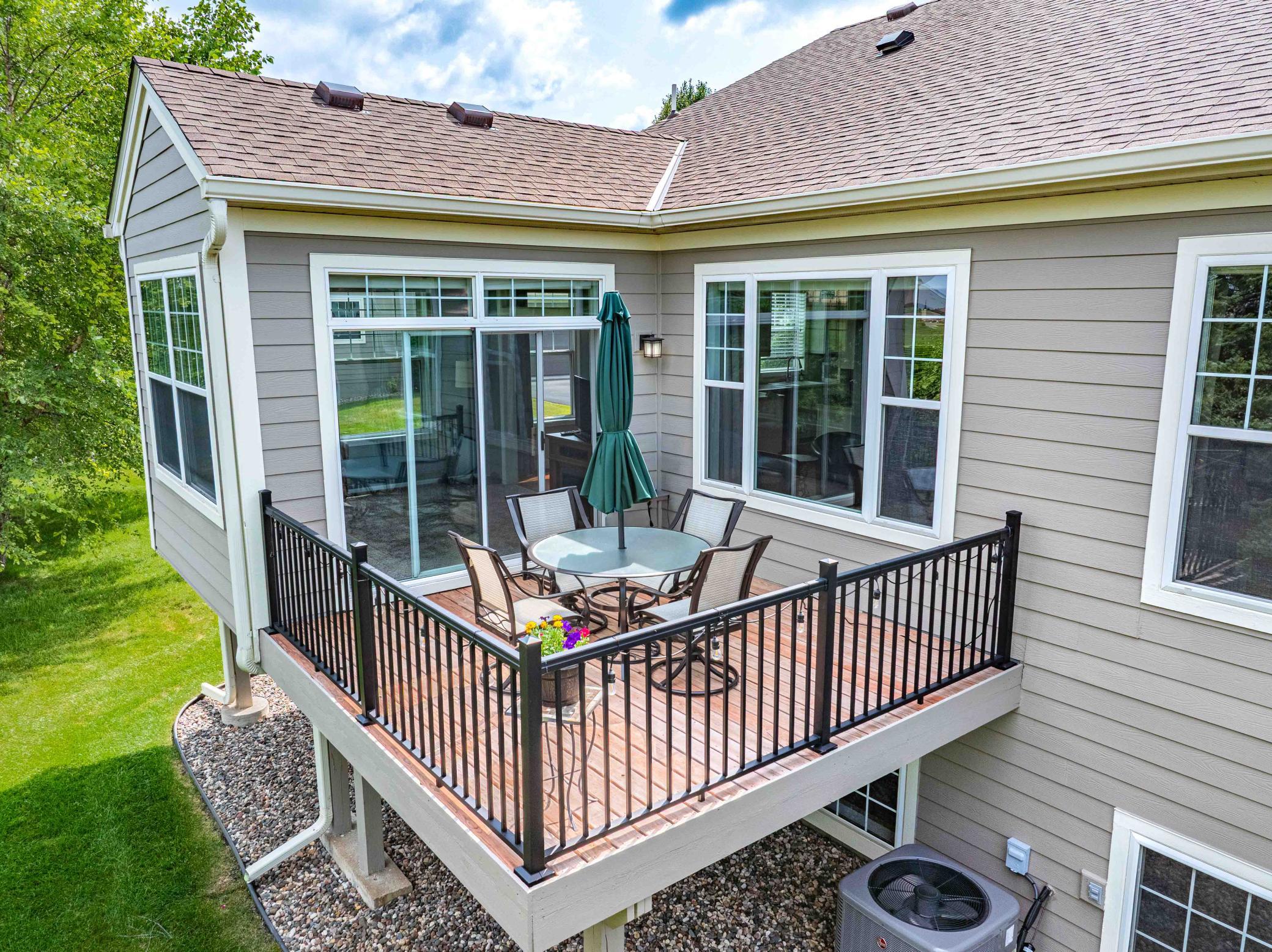 46 - MLS Photo.jpg