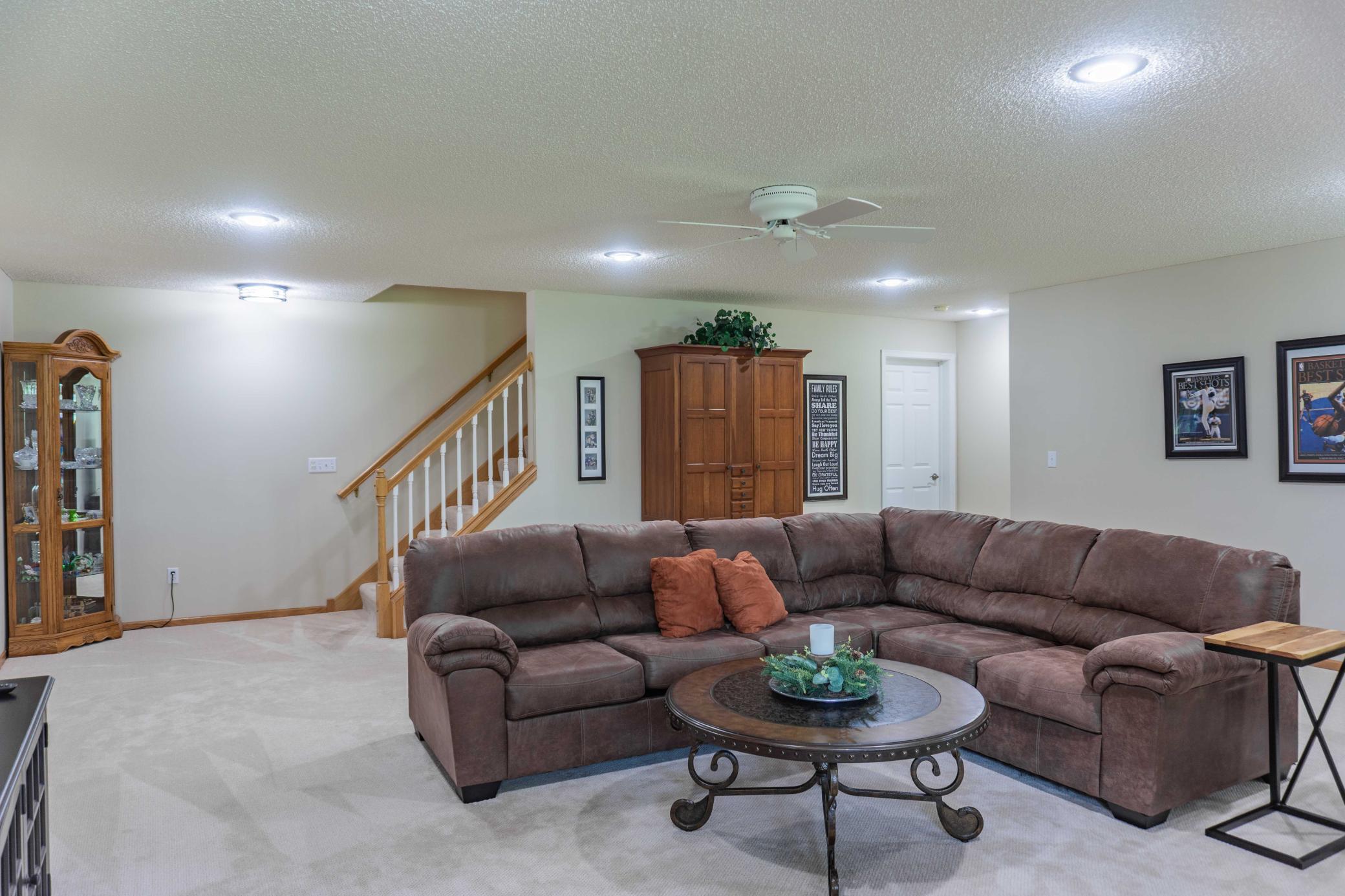 37 - MLS Photo.jpg