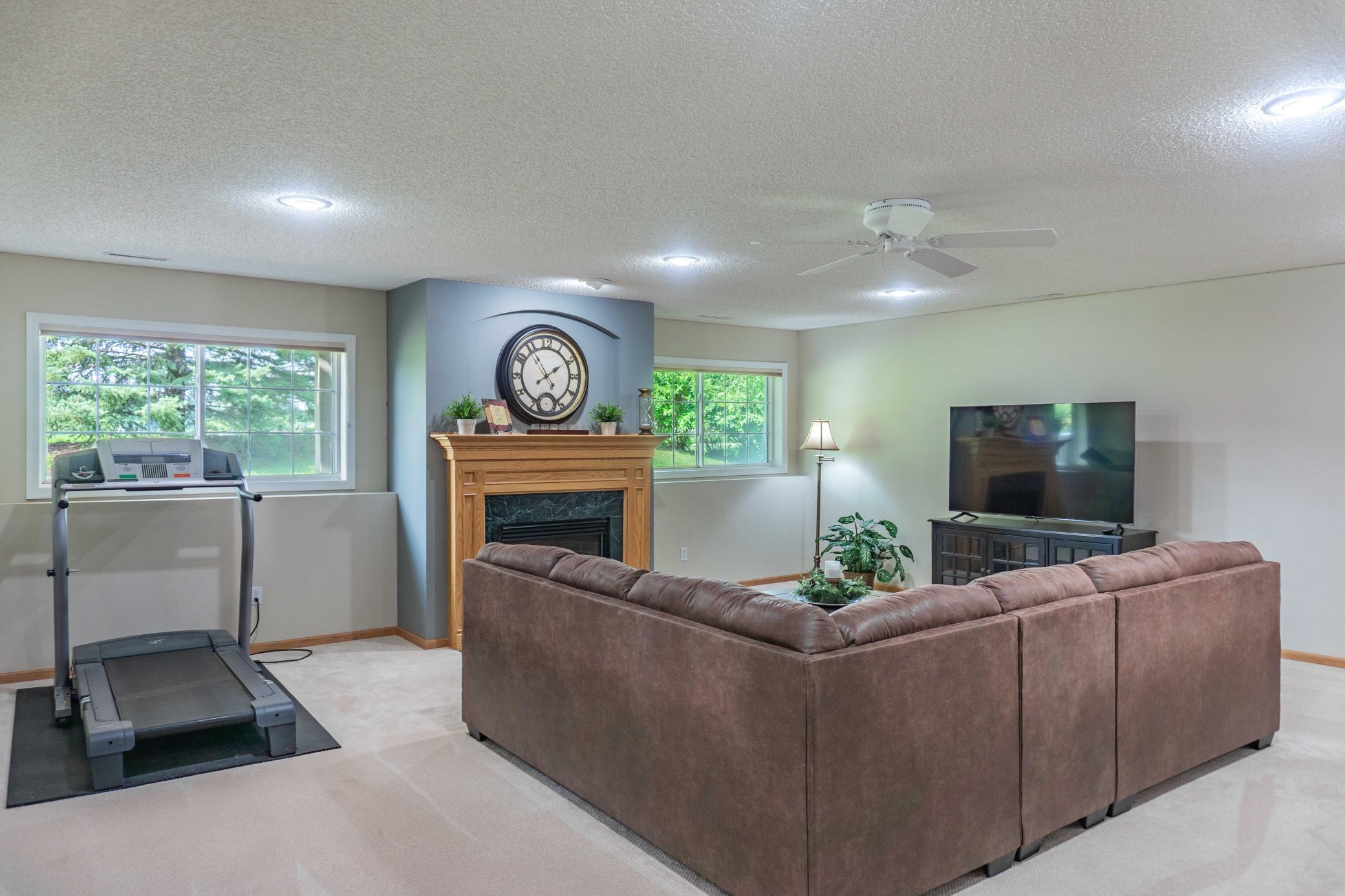 36 - MLS Photo.jpg
