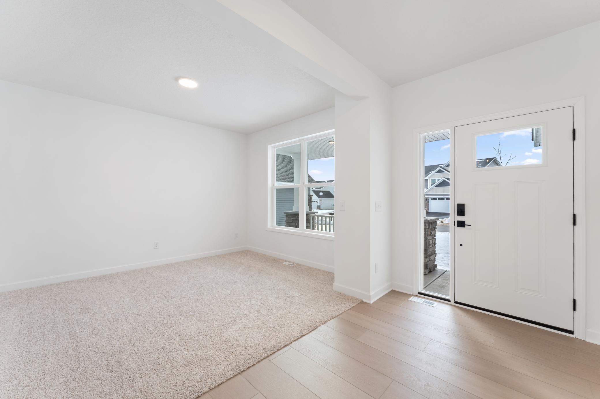 (Photo of a similar home, actual finishes may vary)