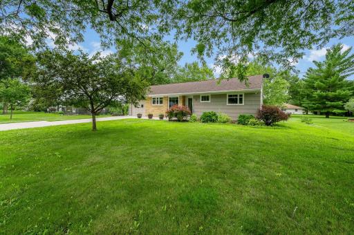47 Skyline Drive, Mankato, MN 56001