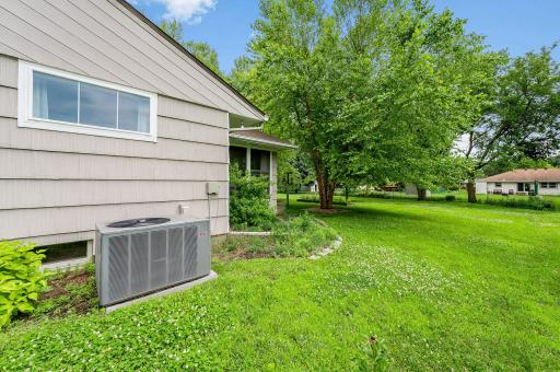 47 Skyline Drive, Mankato, MN 56001