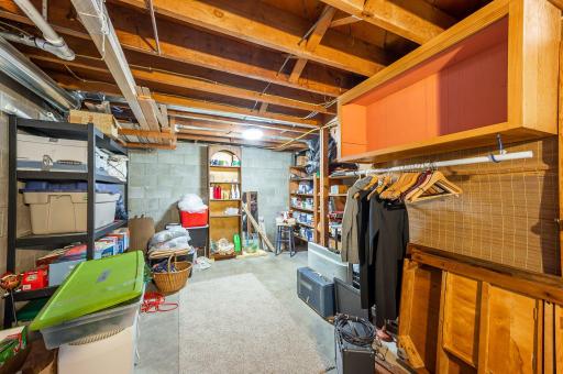 47 Skyline Drive, Mankato, MN 56001
