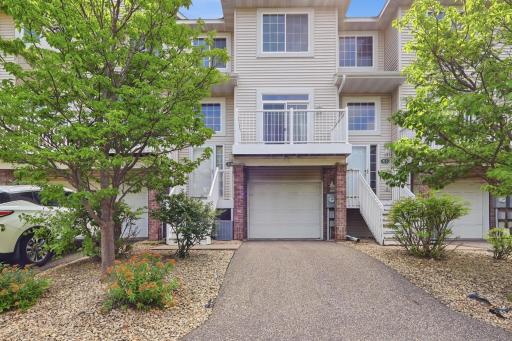 2300 Lower Afton Road E, 316, Maplewood, MN 55119