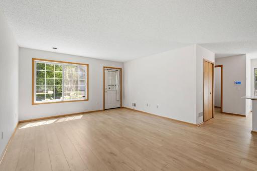 623 Mariner Way, Saint Paul, MN 55129