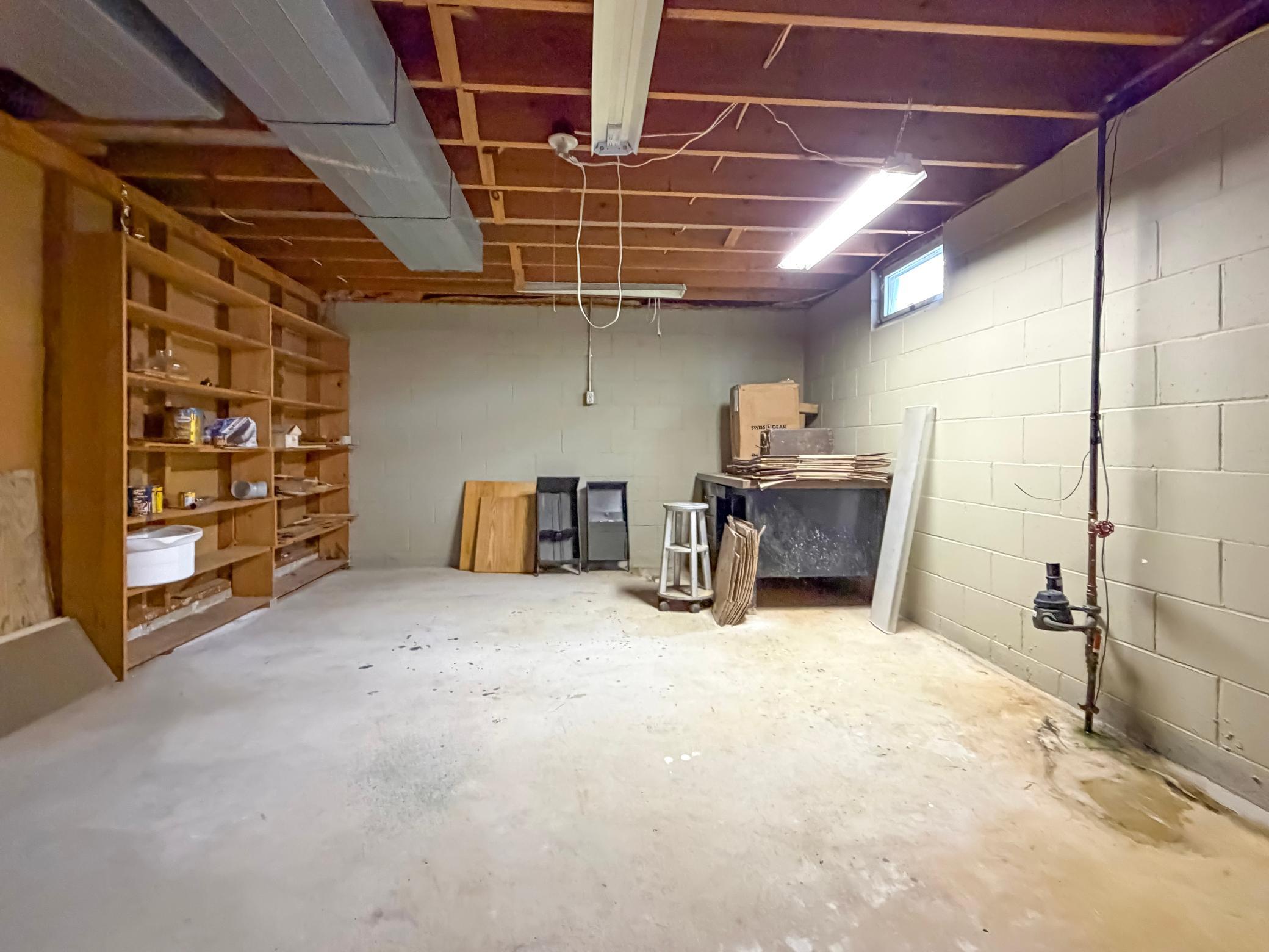 Ample storage