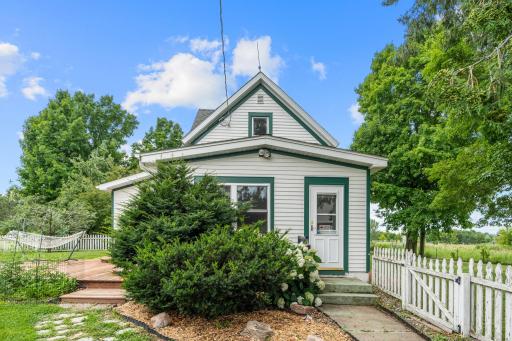 34501 Vista Road, Taylors Falls, MN 55084
