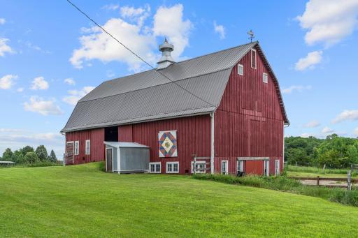 34501 Vista Road, Taylors Falls, MN 55084