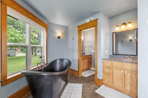 34501 Vista Road, Taylors Falls, MN 55084
