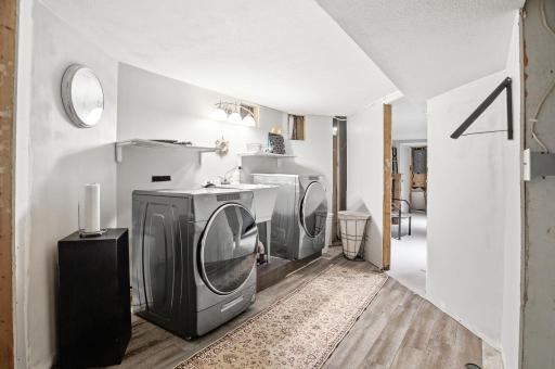 661 Magnolia Avenue E, Saint Paul, MN 55106