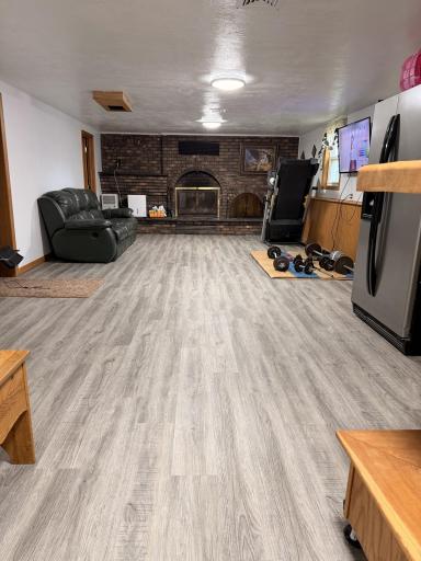 Family Room c.jpg