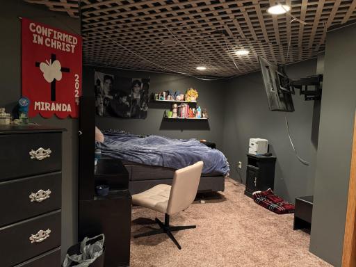 Bedroom 4 d.jpg