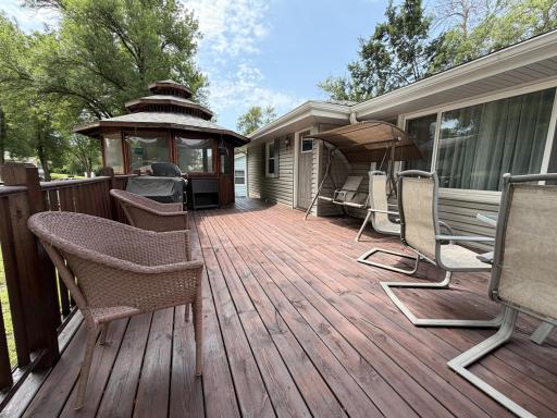 Large Deck a.jpg