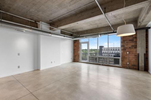 Minneapolis, MN 55401