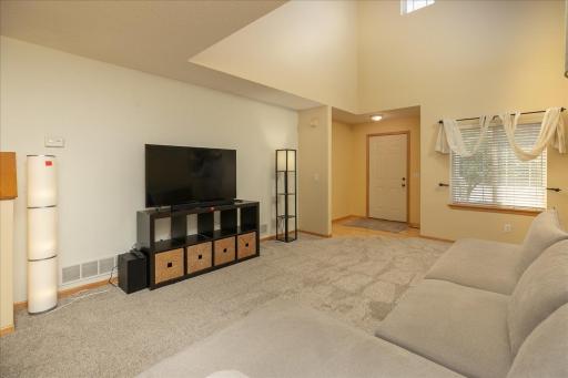 5087 Foxfield Drive NW, Rochester, MN 55901