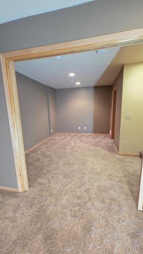 5087 Foxfield Drive NW, Rochester, MN 55901