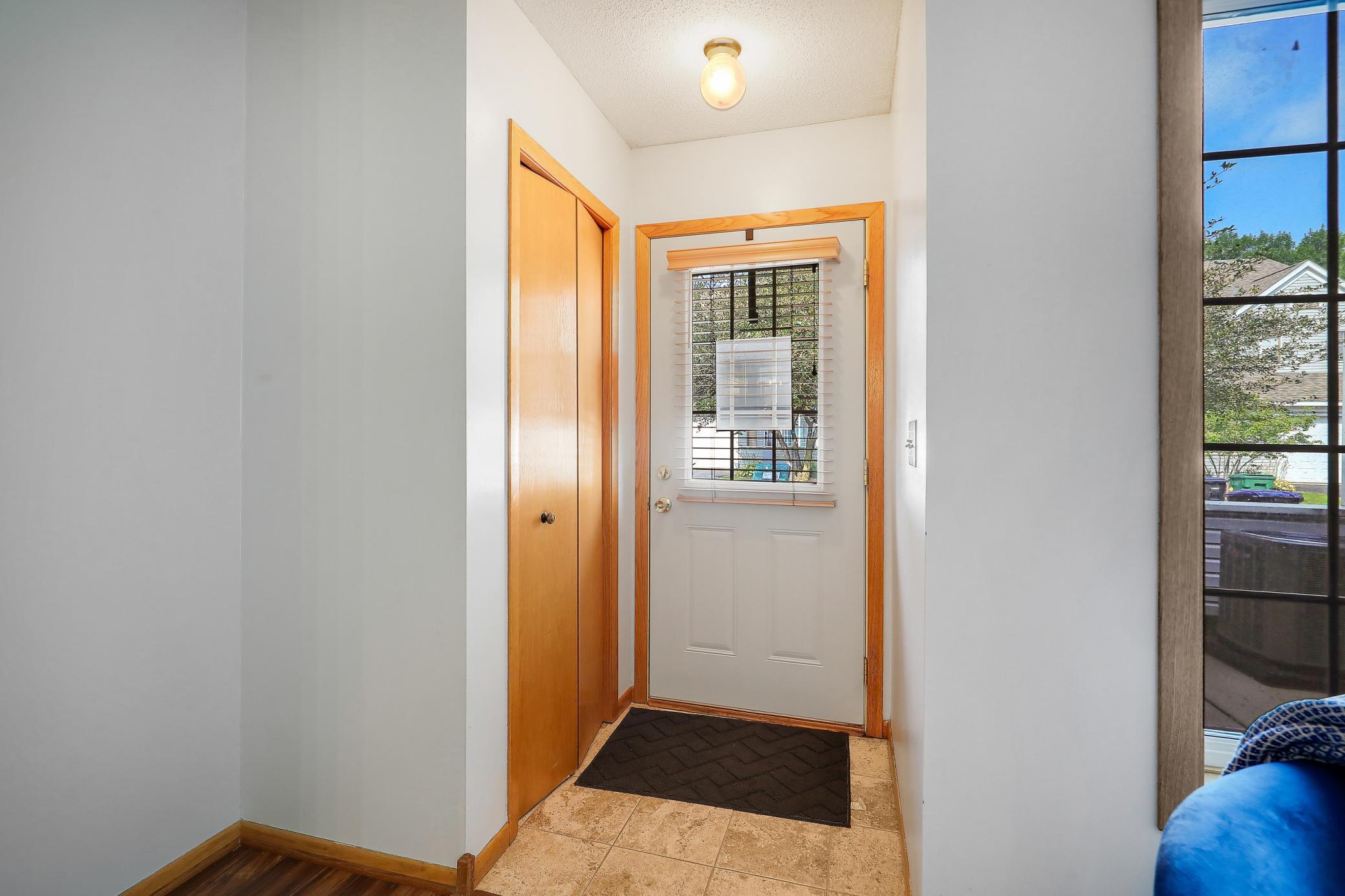 8710Photography-High-Resolution-506-Lovell-Avenue-West-#6-Roseville-MN-55113-55113-8.jpg