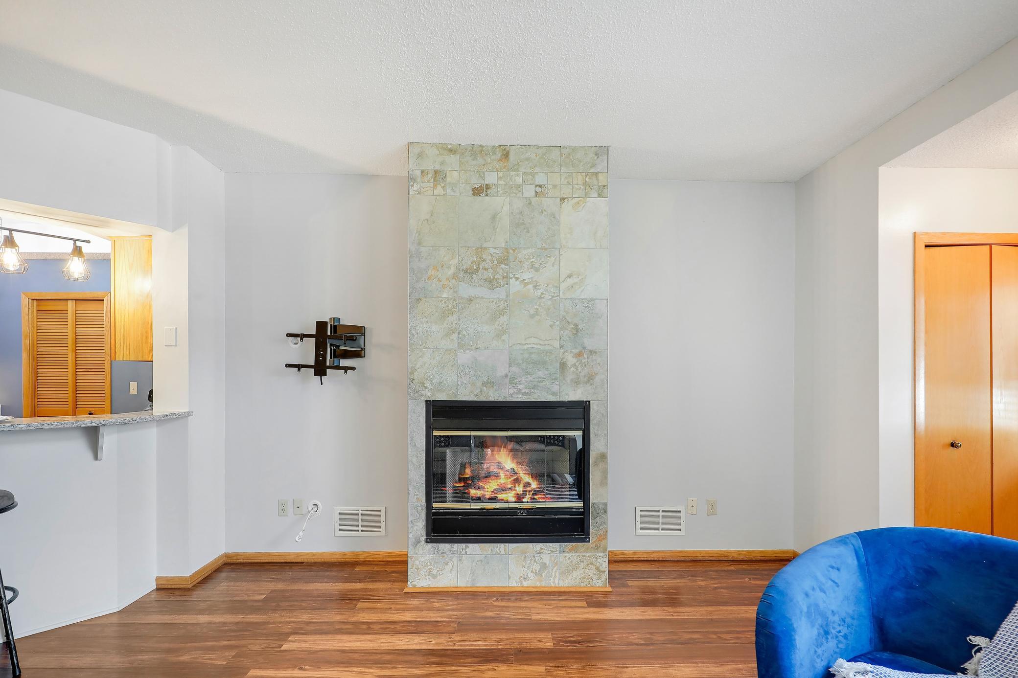 8710Photography-High-Resolution-506-Lovell-Avenue-West-#6-Roseville-MN-55113-55113-14.jpg