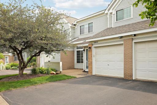 8710Photography-High-Resolution-506-Lovell-Avenue-West-#6-Roseville-MN-55113-55113-2.jpg