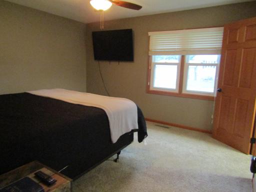 407 Eichelberger Avenue, Montevideo, MN 56265