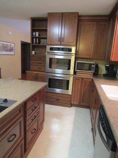 407 Eichelberger Avenue, Montevideo, MN 56265
