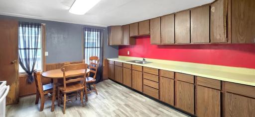 106 1st Street N, Darfur, MN 56022