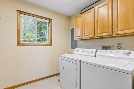 402 Sierra Place, Roberts, WI 54023