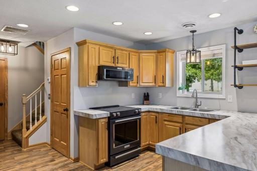 402 Sierra Place, Roberts, WI 54023