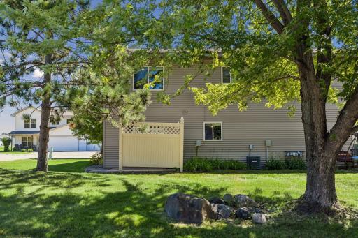 402 Sierra Place, Roberts, WI 54023