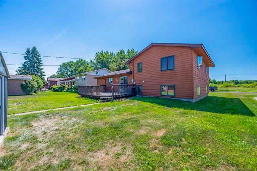 1221 21st Street S, Virginia, MN 55792