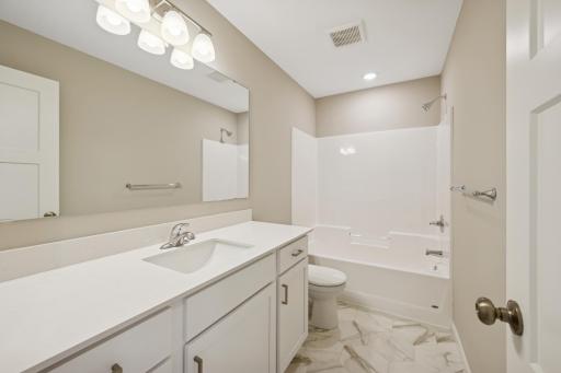 915 Brandenburg Lane, Waverly, MN 55390
