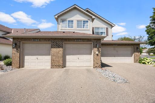 Low-maintenance living offering a thoughtfully designed floor plan feature all living facilities on the main level