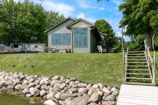 24095 Blue Marina Road, Cleveland, MN 56017