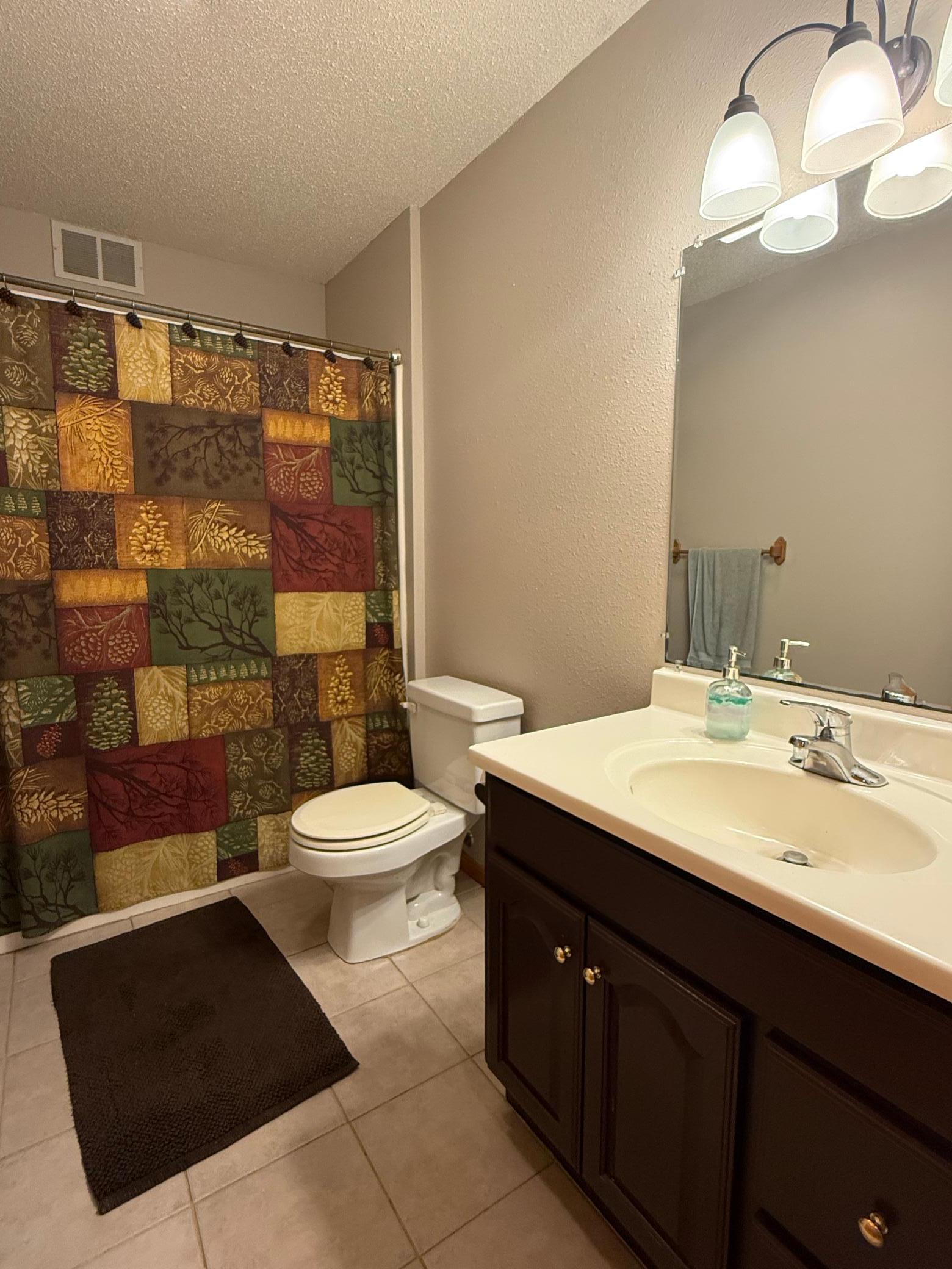 Main bathroom