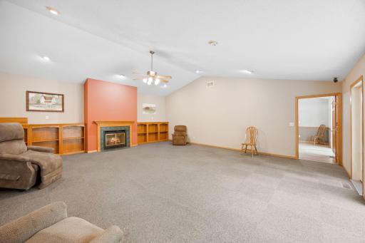 69531 213th Street, Darwin, MN 55324