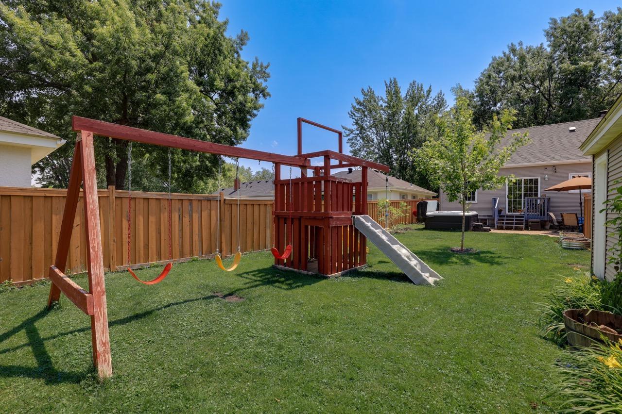 Middle of back yard from near garage