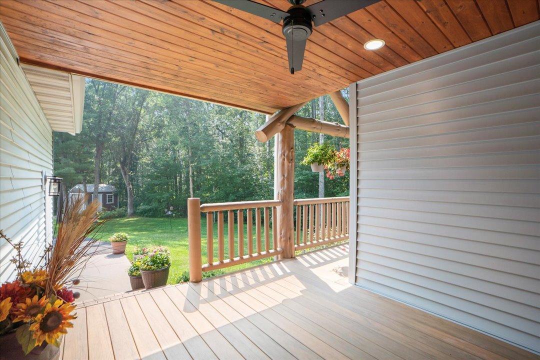 Covered Entryway and Porch