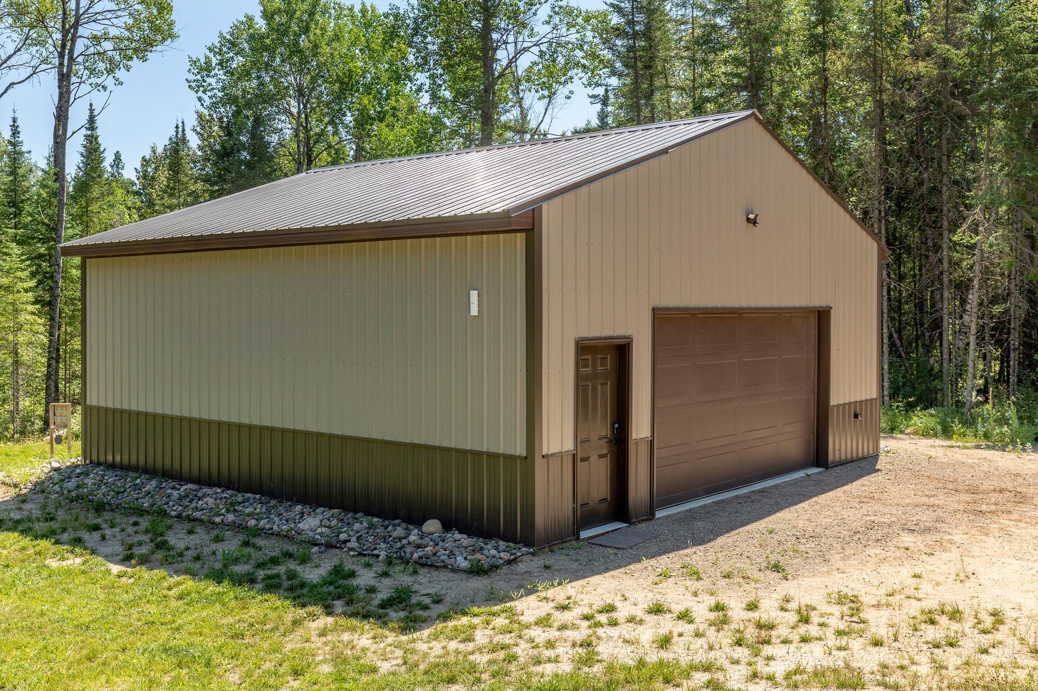 30 x 30 insulated & heated