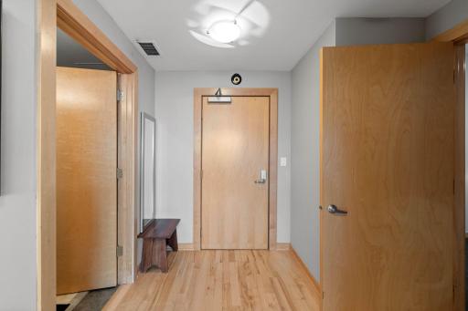 Minneapolis, MN 55415