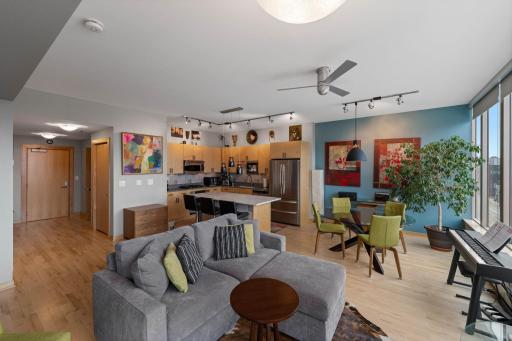 Minneapolis, MN 55415