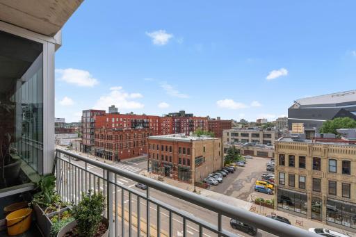 Minneapolis, MN 55415