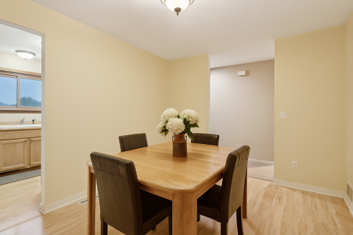 Easily serve your guests or family from the kitchen space.