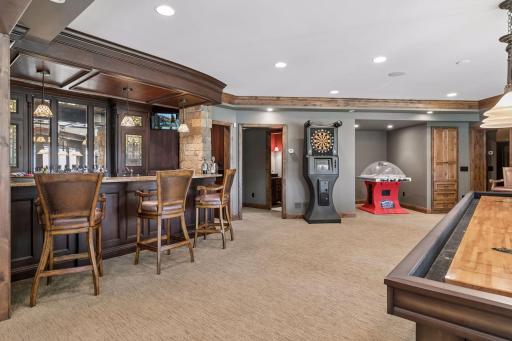 6 Bent Tree Lane, Saint Paul, MN 55127