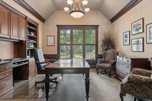 6 Bent Tree Lane, Saint Paul, MN 55127