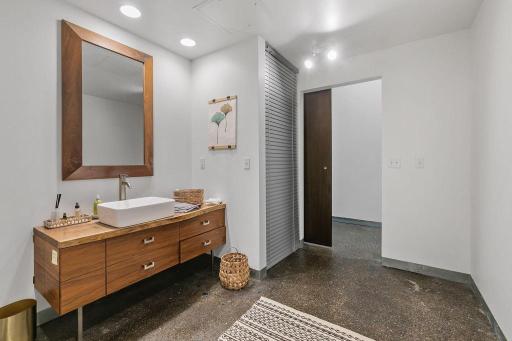 700 Washington Avenue N, 212, Minneapolis, MN 55401