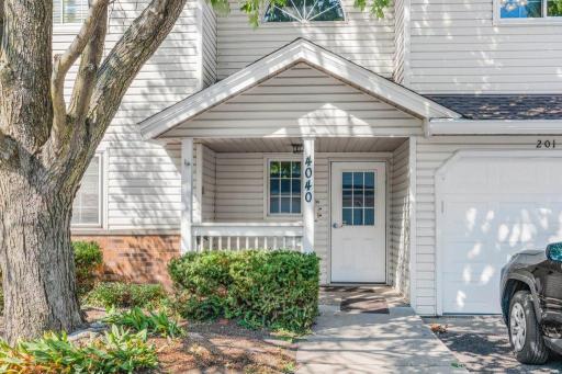 4040 Maureen Drive NE, 203, Columbia Heights, MN 55421