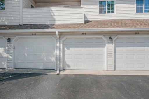 4040 Maureen Drive NE, 203, Columbia Heights, MN 55421