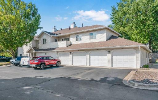 4040 Maureen Drive NE, 203, Columbia Heights, MN 55421
