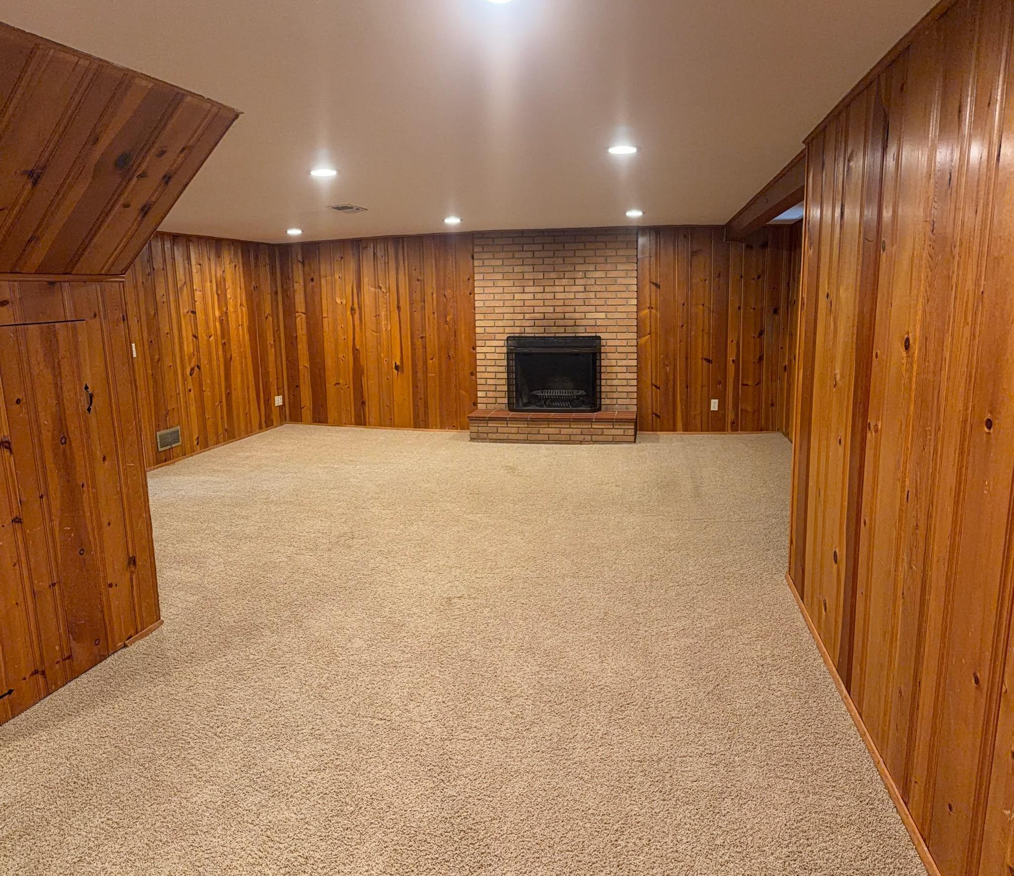 LL FAMILY ROOM FIREPLACE