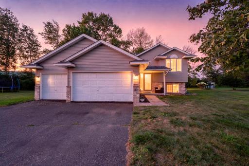 The perfect house to start your next chapter!